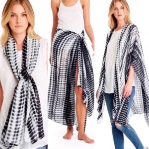 Michael Stars Ruana Cover Up New